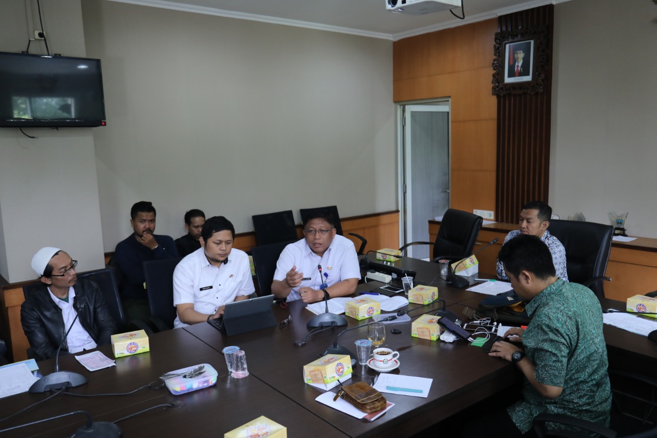 Forum Komunikasi Non-PNS Kota Bandung Sampaikan Aspirasi ke Komisi A